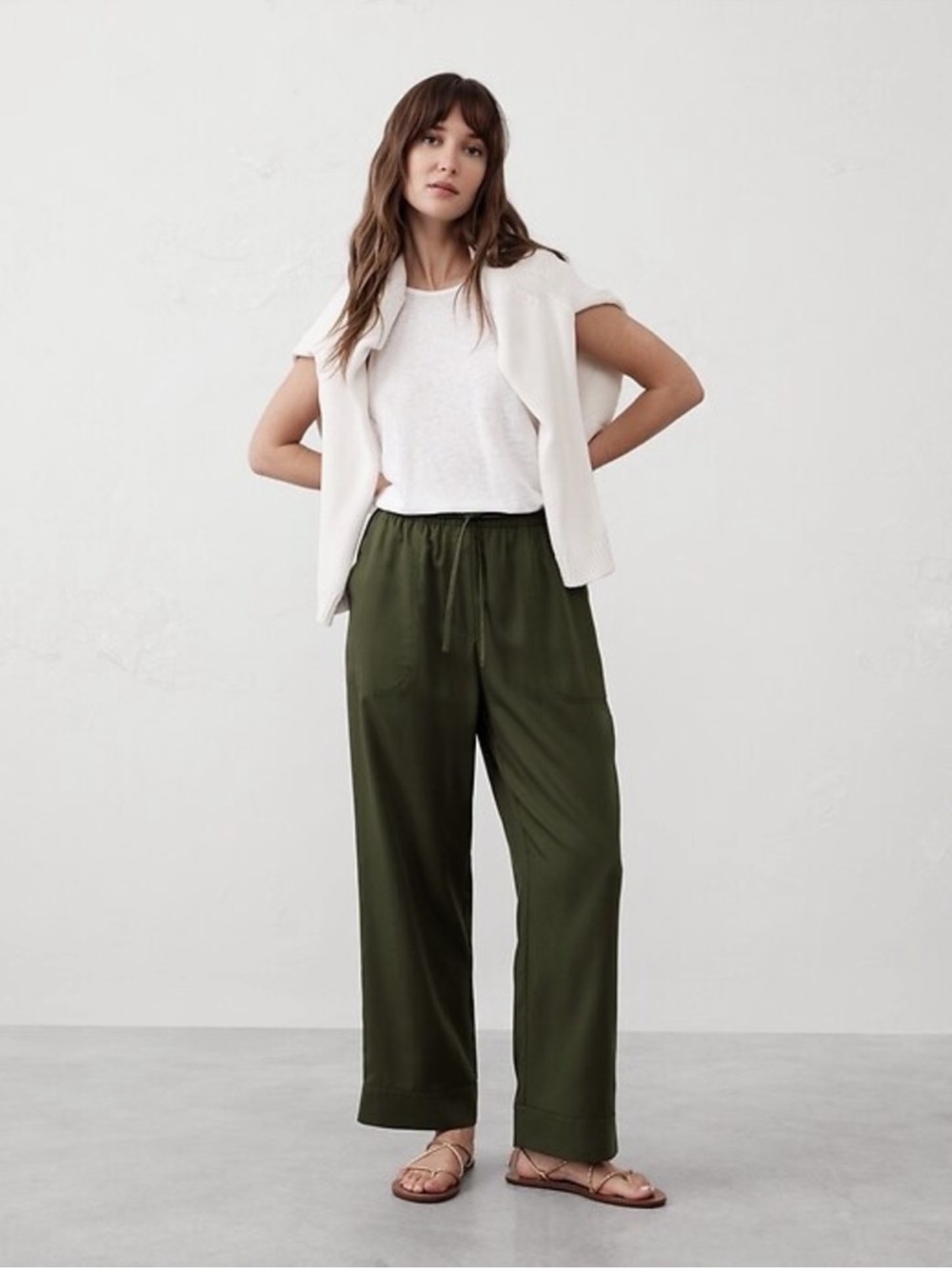 Banana Republic Olive Green Wide-Leg Drawstring Pants